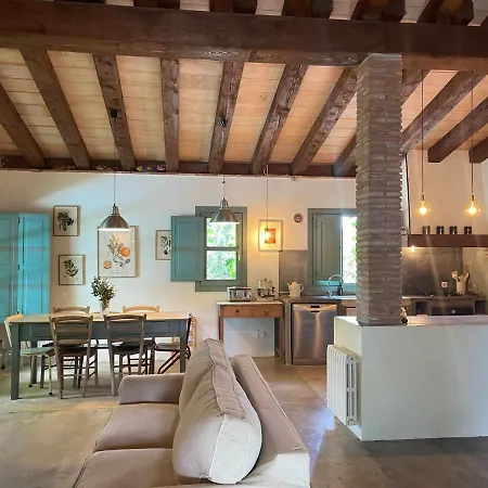 Holiday home Casa Soleil Casa Principal & Pajar 11 Personas Vilopriu